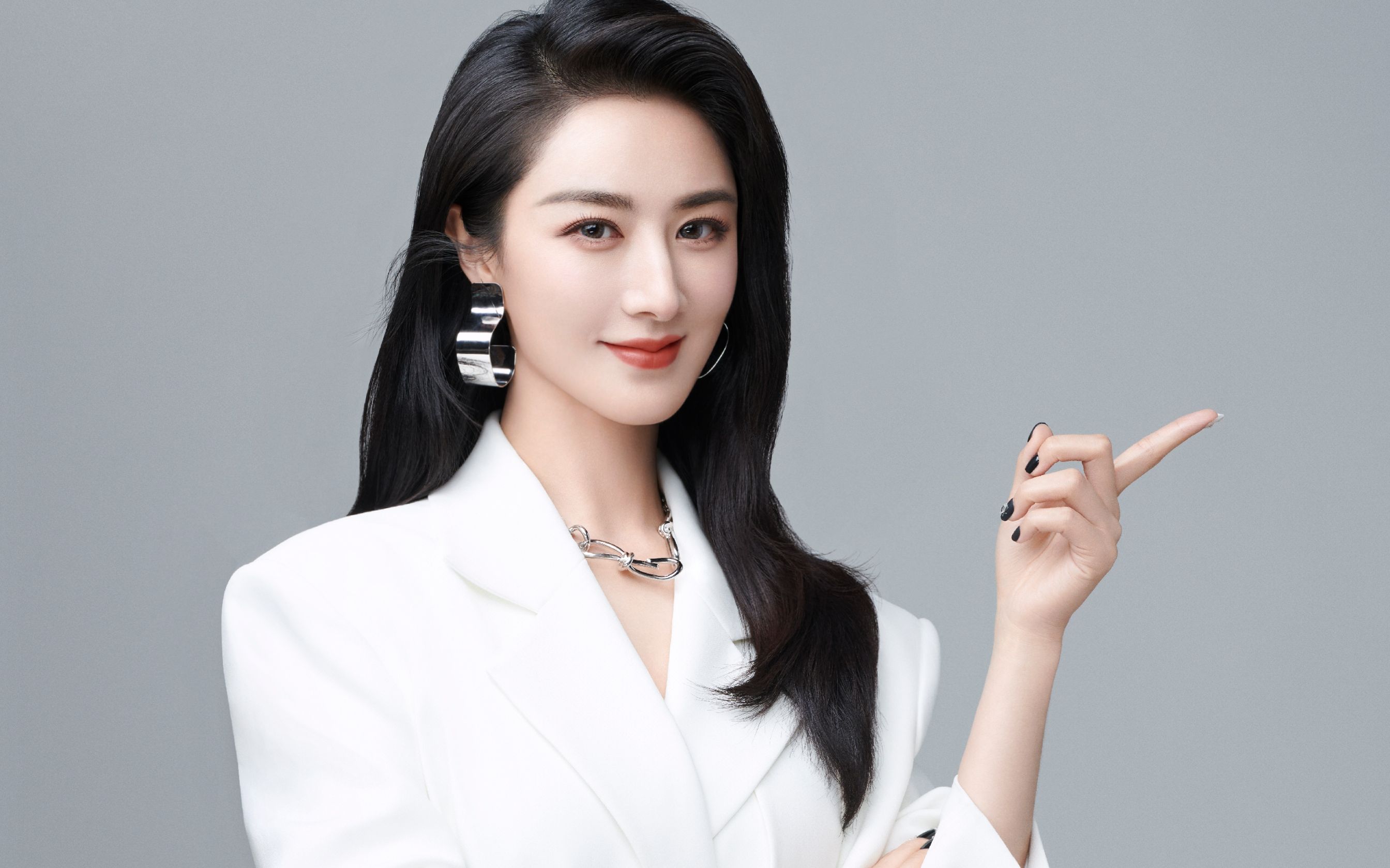 赛场输赢、职场、年龄焦虑何解？杨倩邓亚萍董明珠薇娅共话她力量  第5张